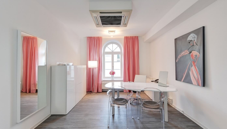 Einsicht Beratungszimmer Schlosspark Klinik